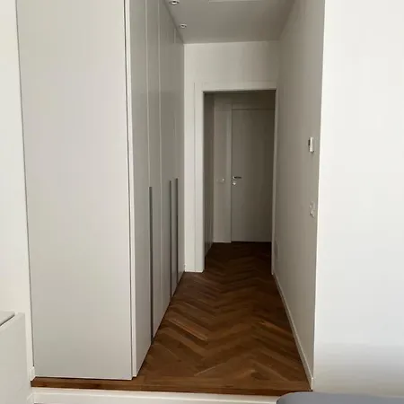 Milano: Bellissimo In Pieno Centro מילאנו
