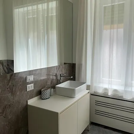 Milano: Bellissimo In Pieno Centro דירה